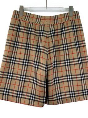 X30472 Burberry Brown Classic Plaid Design Casual Shorts M Size 99 New with Tag
